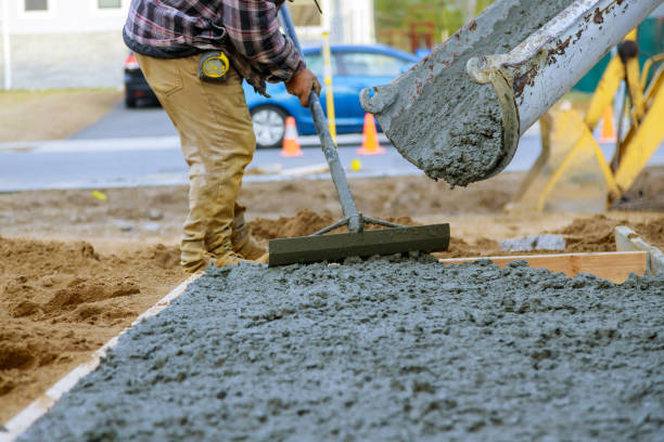 Best Local Concrete Companies  in Wood River, IL